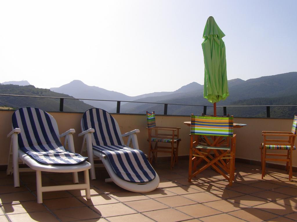 Apartamentos Sierra De Francia Monsagro Chambre photo